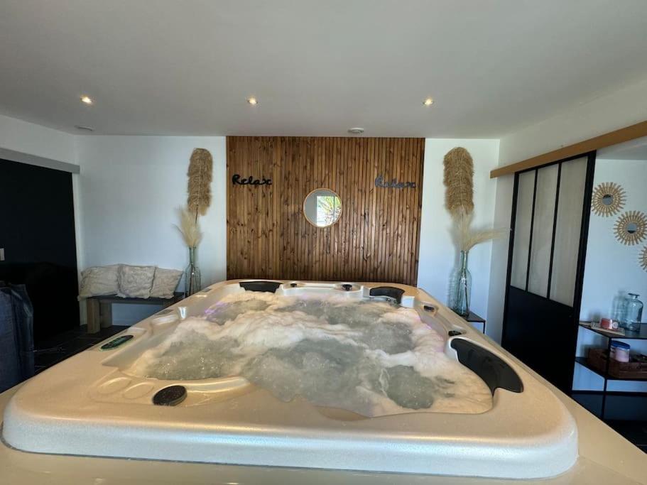 Maison Spacieuse Spa & Jardin Брест Экстерьер фото